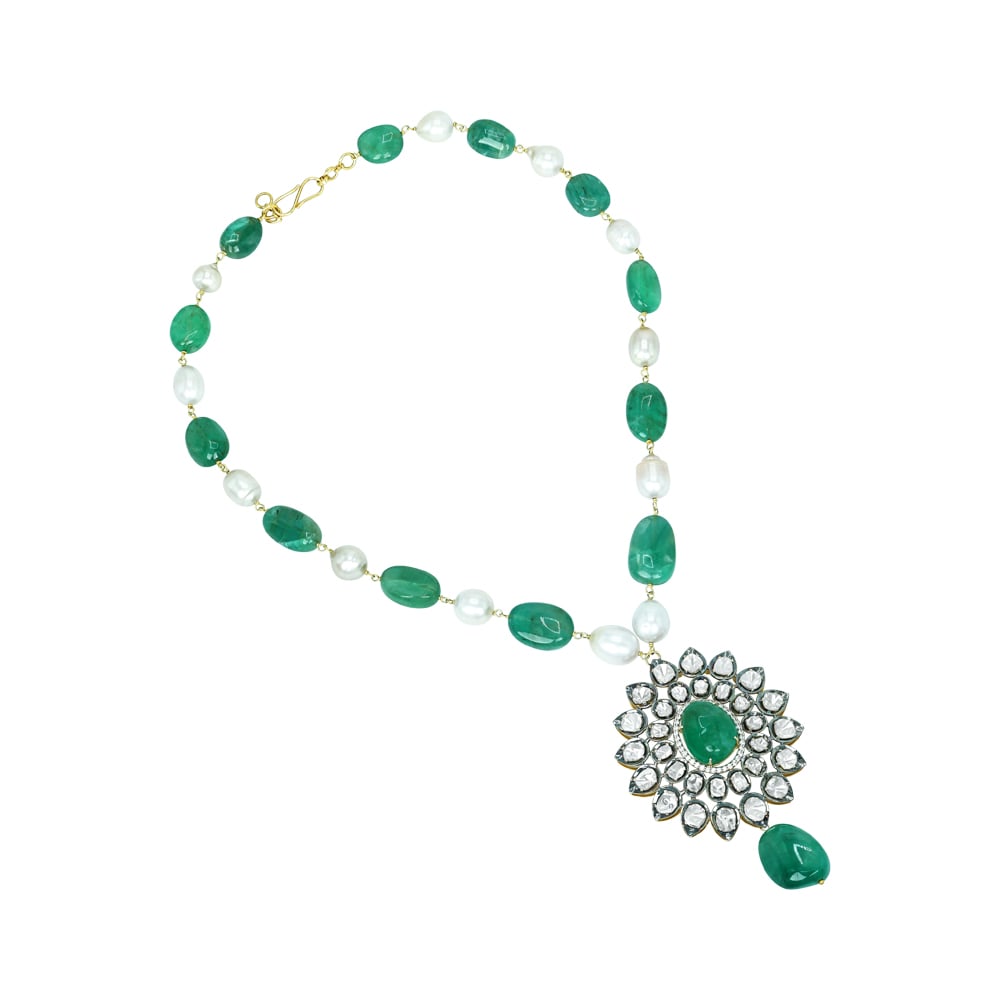 Emerald Cabochon Polki Necklace with Emerald and Pearl Strand